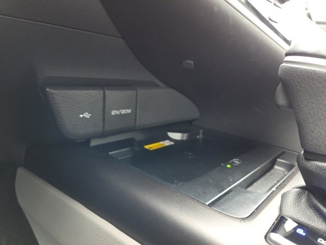 Used 2022 Toyota Camry XLE image 24