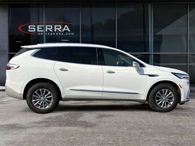 Used 2024 Buick Enclave Essence w/ LPO, Floor Liner Package AWD/4WD image 6