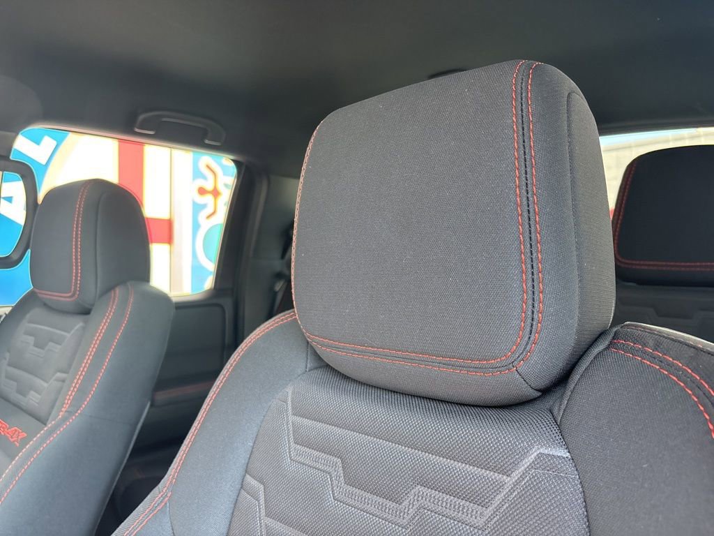 Used 2023 Nissan Frontier PRO-4X w/ Technology Package image 29