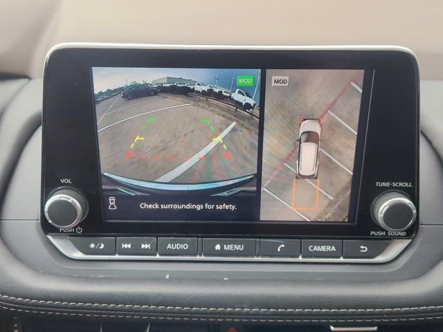 Used 2023 Nissan Rogue SL image 6