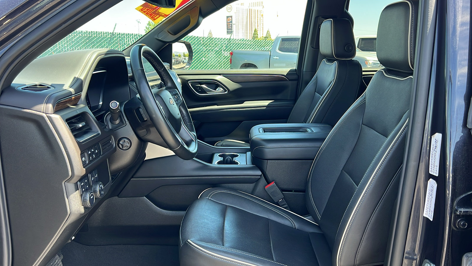Certified 2023 Chevrolet Suburban Premier AWD/4WD image 35