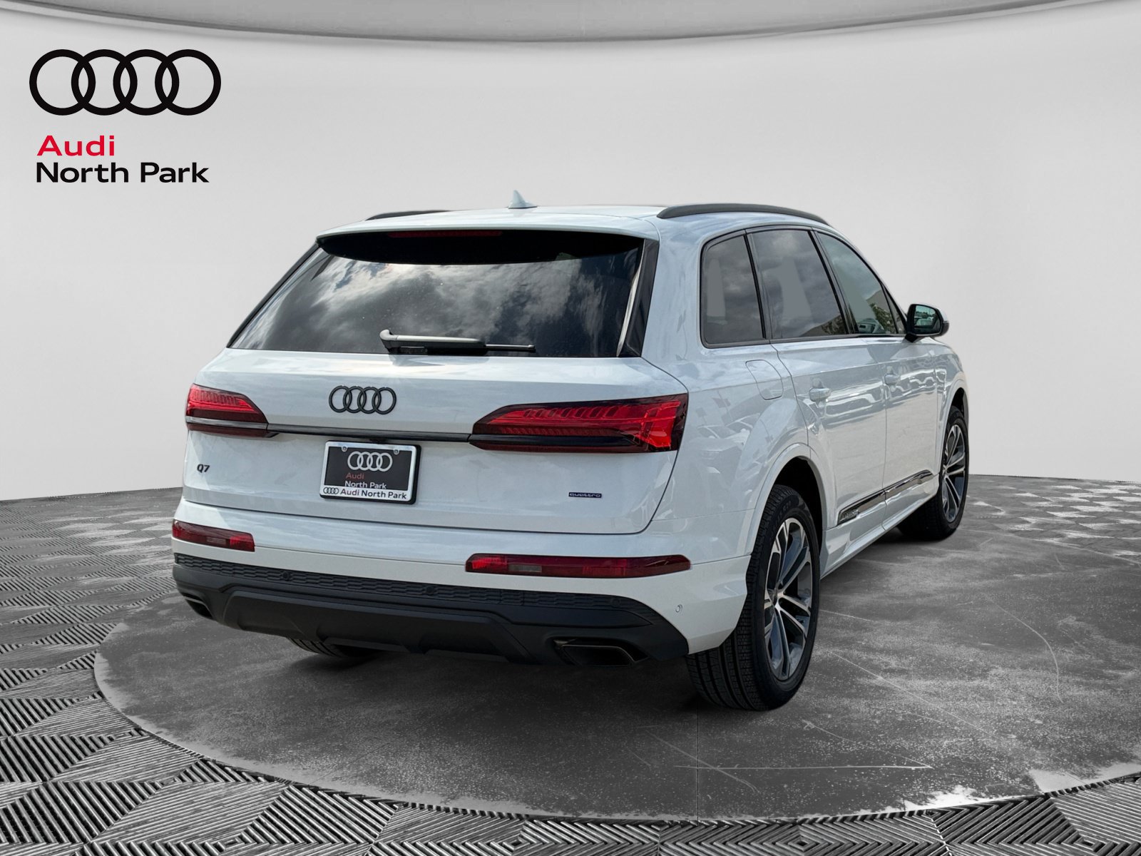 New 2026 Audi Q7 2.0T Premium AWD/4WD image 5