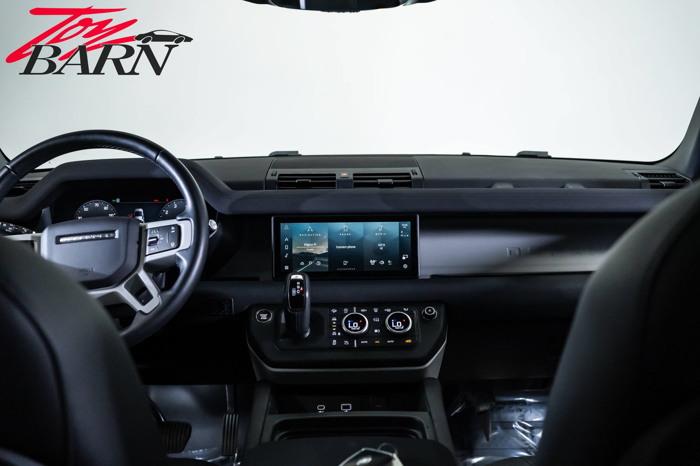 Used 2023 Land Rover Defender 110 X-Dynamic SE AWD/4WD image 44