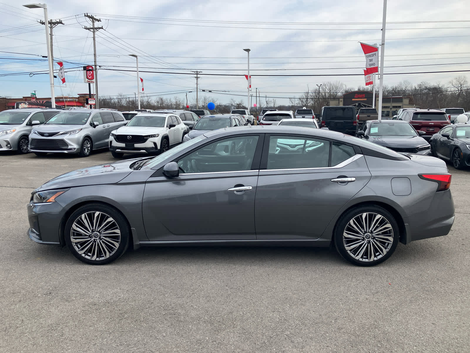 Used 2024 Nissan Altima 2.5 SL image 4