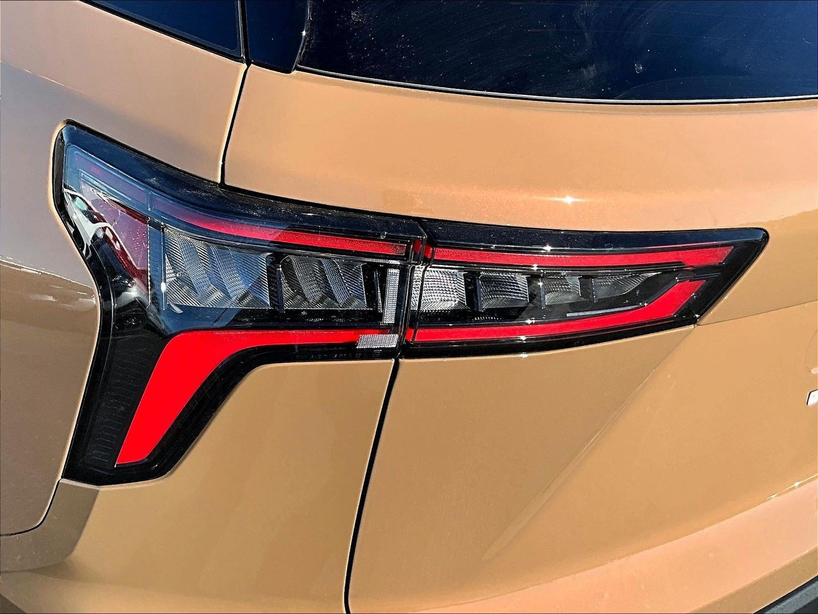 New 2027 Chevrolet Equinox ACTIV AWD/4WD image 15