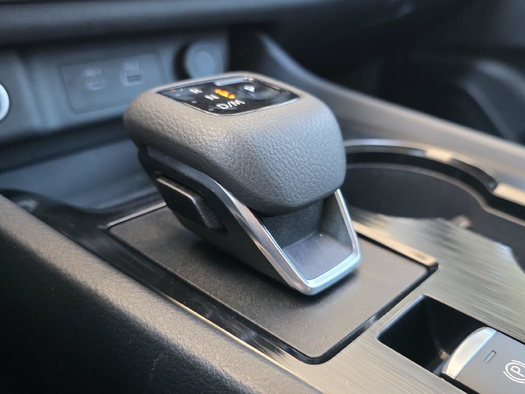 Used 2023 Nissan Rogue S FWD image 21