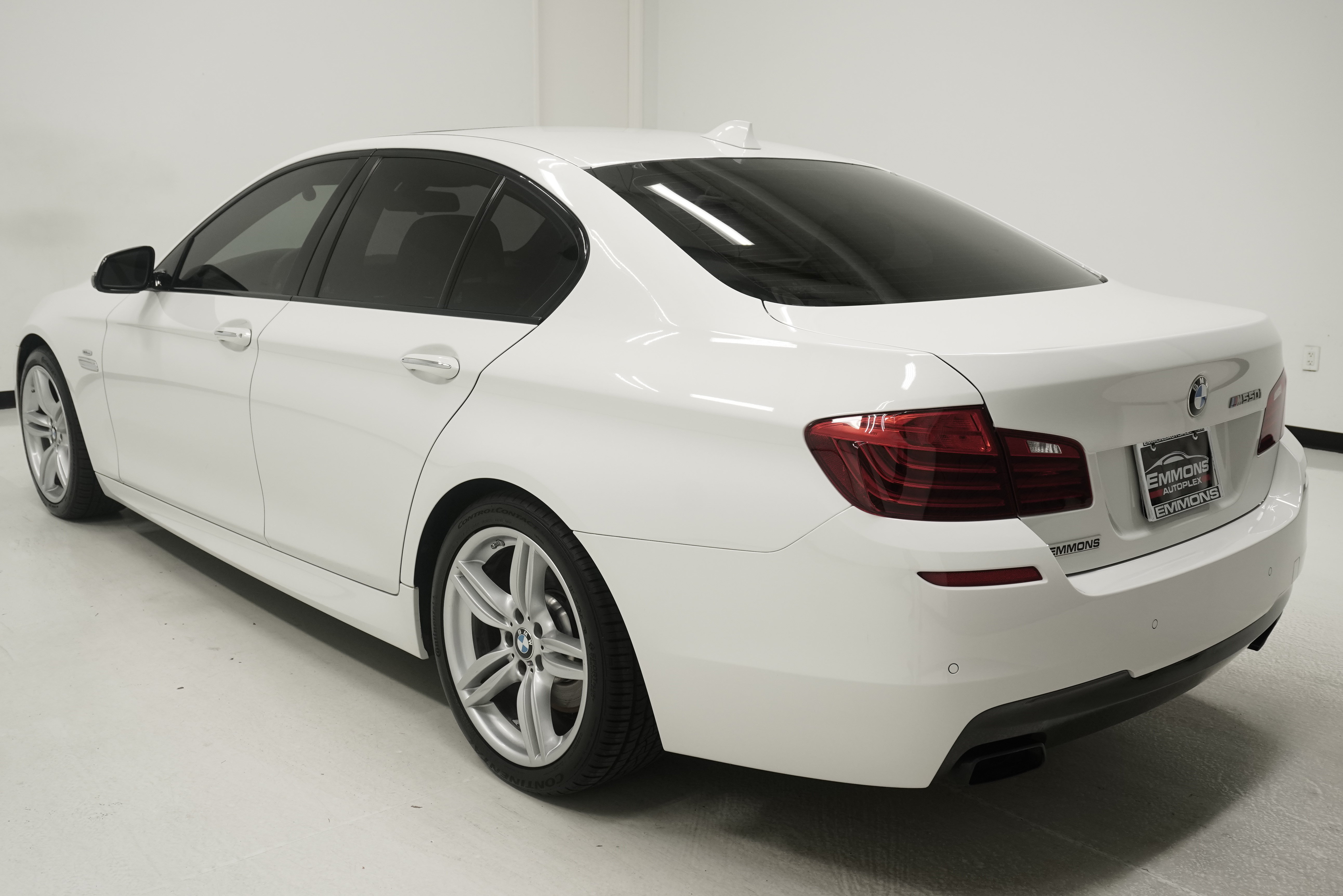 Used 2015 BMW 550i Sedan RWD image 6