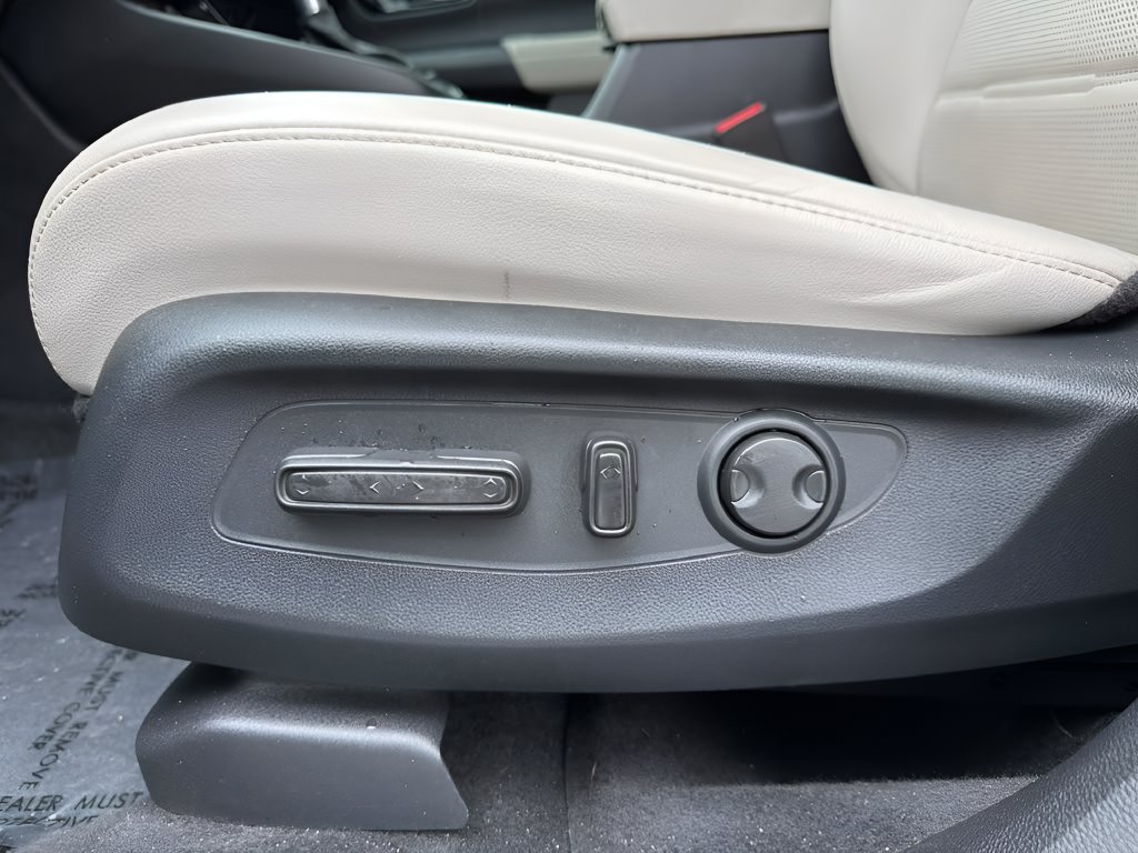 Used 2024 Honda CR-V EX-L image 11