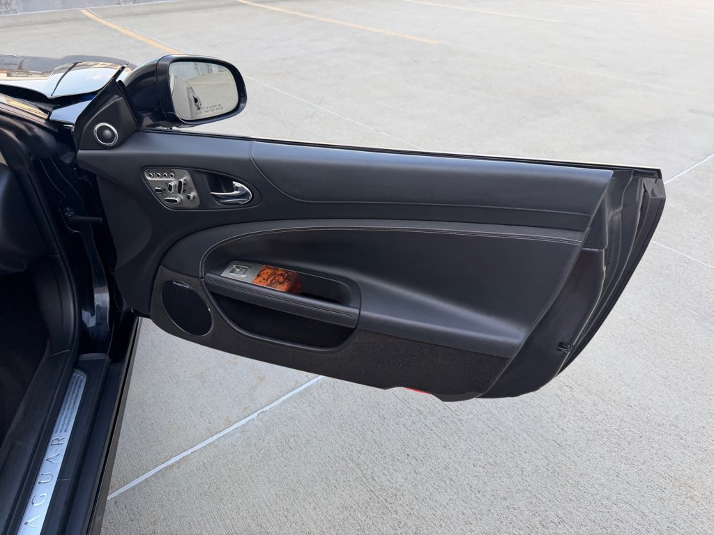 Used 2010 Jaguar XKR R RWD image 18