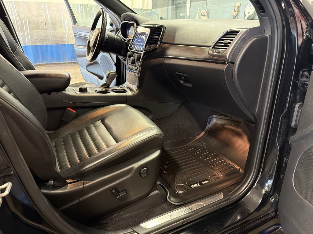 Used 2020 Jeep Grand Cherokee Limited X AWD/4WD image 22