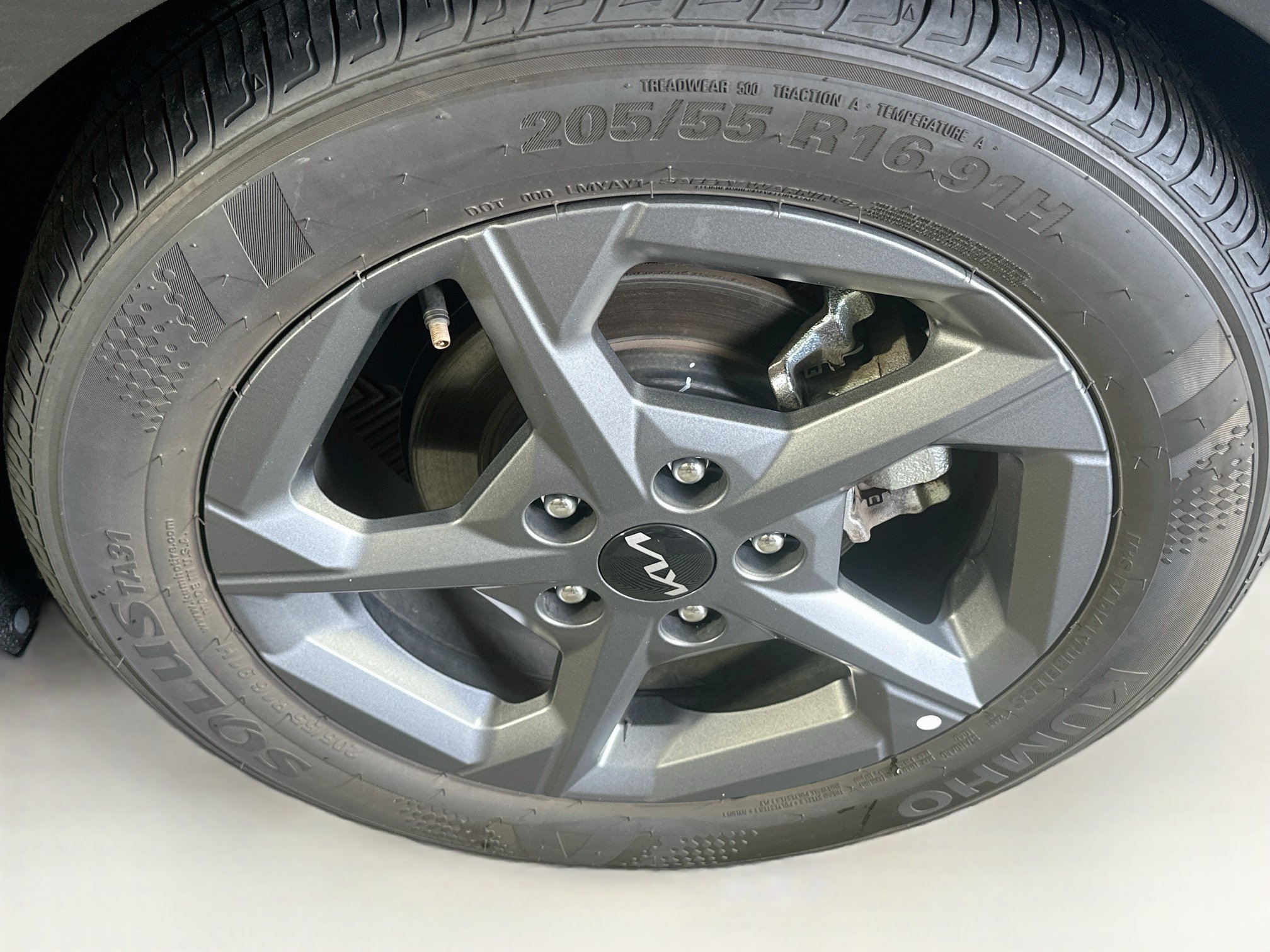Used 2025 Kia K4 FWD image 11