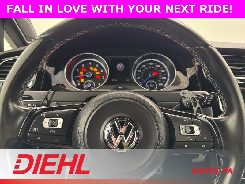 Used 2017 Volkswagen Golf R 4-Door image 24