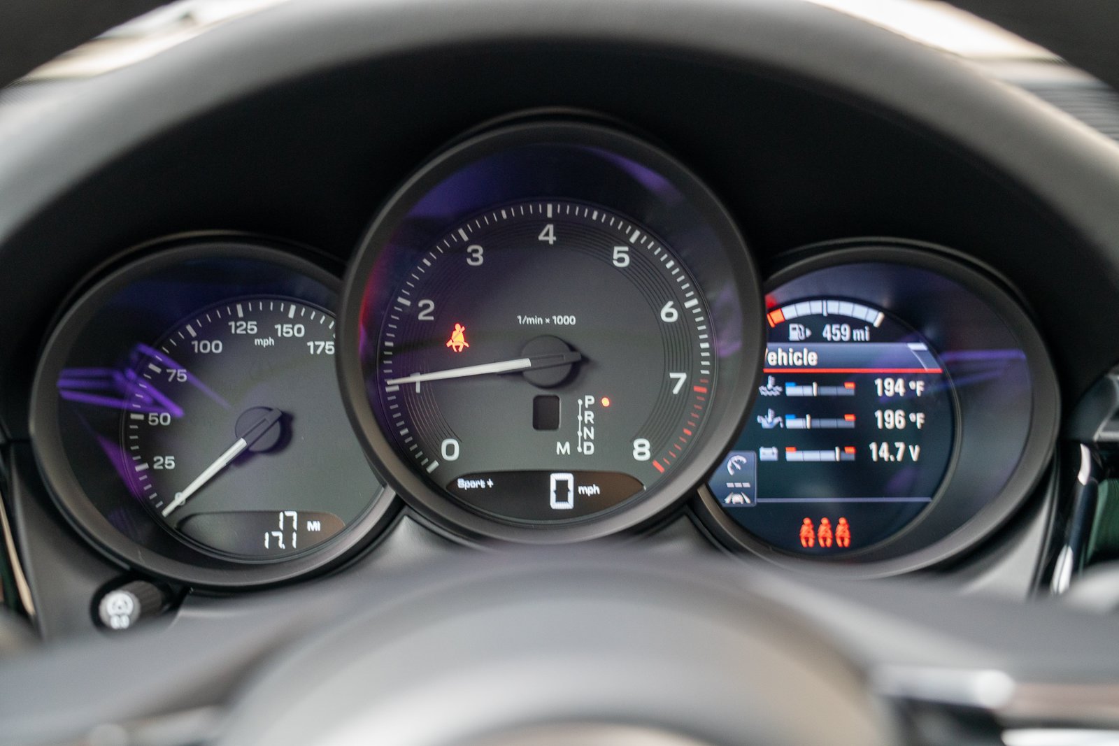 Certified 2026 Porsche Macan AWD/4WD image 14