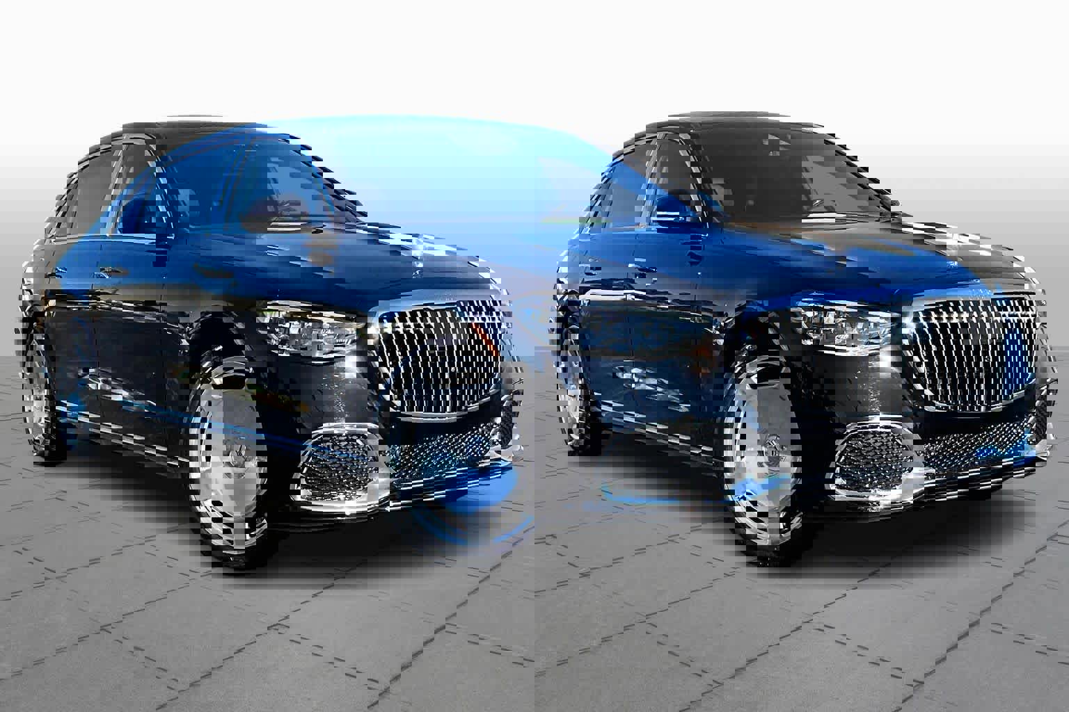 Used 2024 Mercedes-Benz Maybach S 580 Maybach S 580 image 2