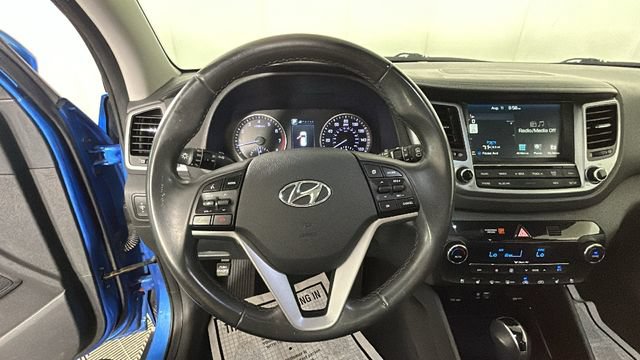 Used 2016 Hyundai Tucson Limited w/ Option Group 03 AWD/4WD image 15
