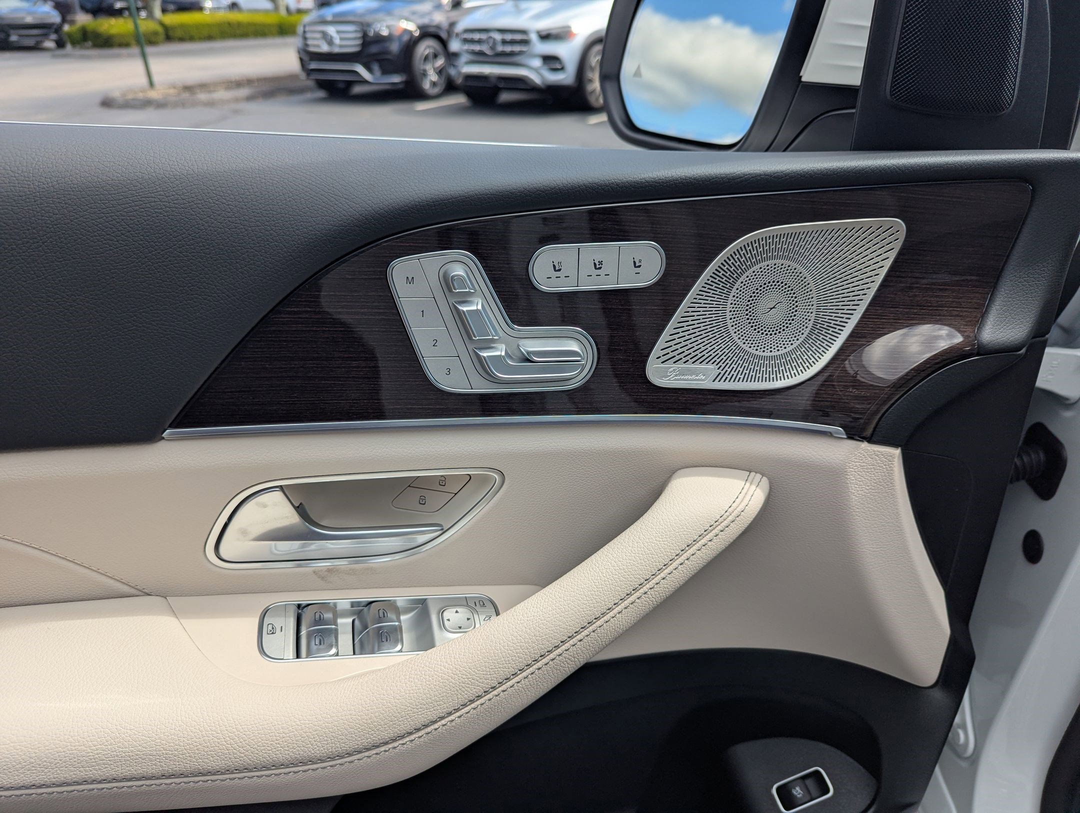 New 2026 Mercedes-Benz GLE 450 4MATIC Coupe image 8