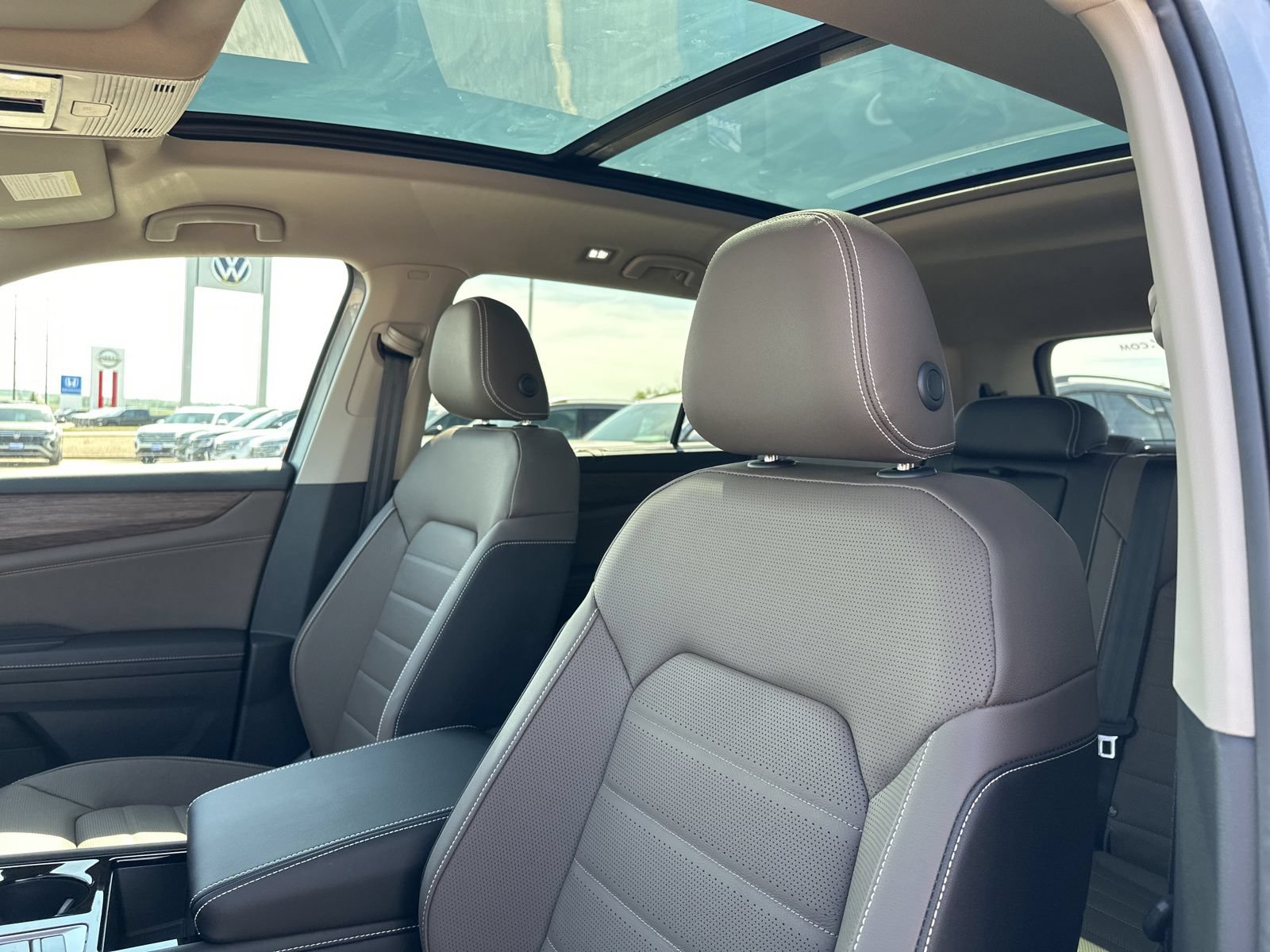 New 2026 Volkswagen Atlas SEL AWD/4WD image 10