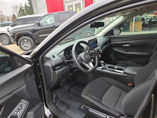 Used 2023 Nissan Sentra SV w/ All-Weather Package image 21