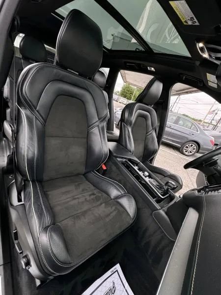 Used 2019 Volvo XC90 T6 R-Design w/ Protection Package Premier AWD/4WD image 21