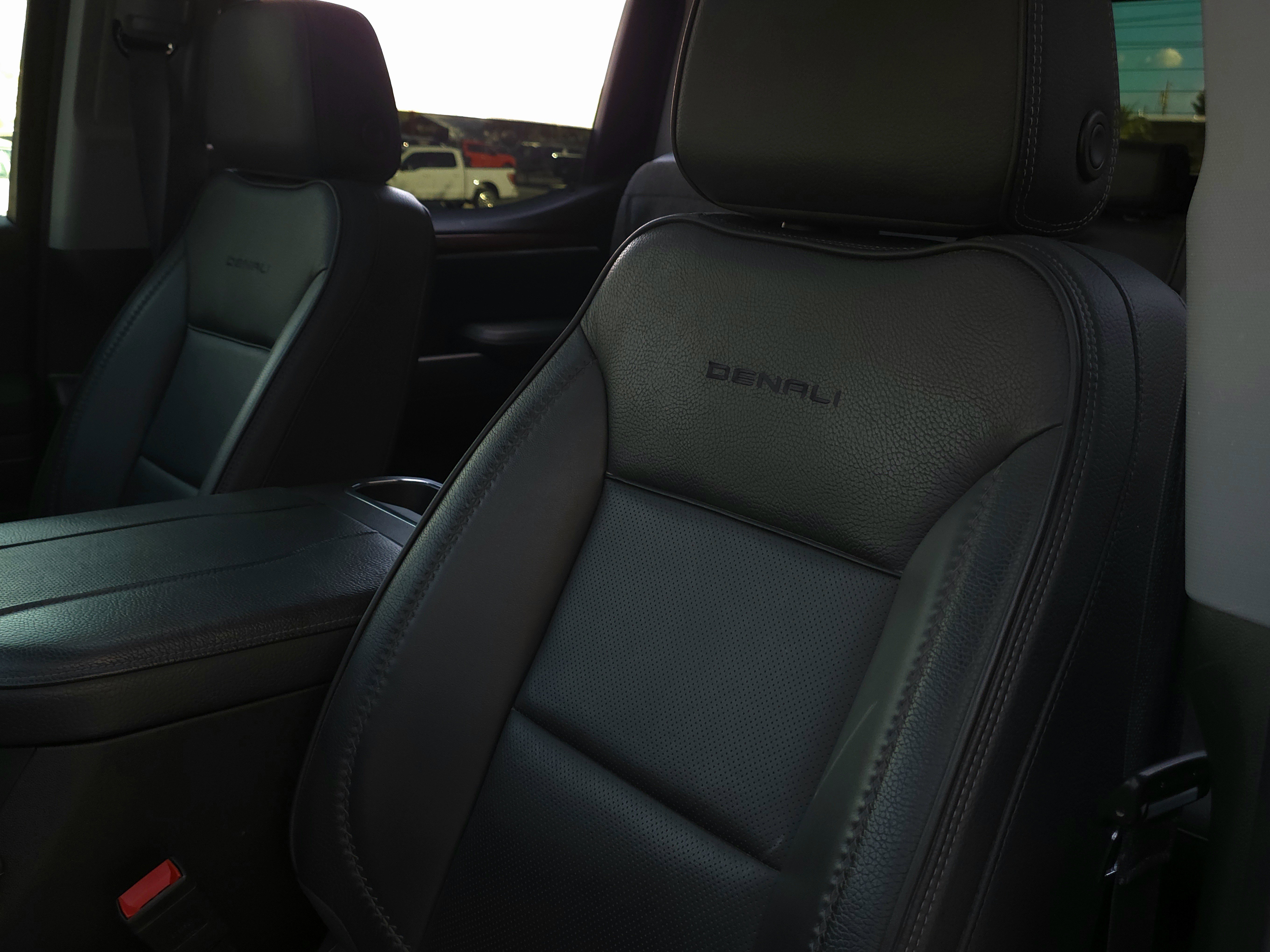Used 2024 GMC Sierra 1500 Denali w/ Technology Package image 11