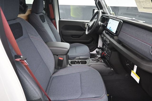 New 2026 Jeep Wrangler Unlimited Sport w/ Dual Top Group AWD/4WD image 32