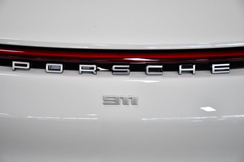 Used 2021 Porsche 911 Carrera S RWD image 12