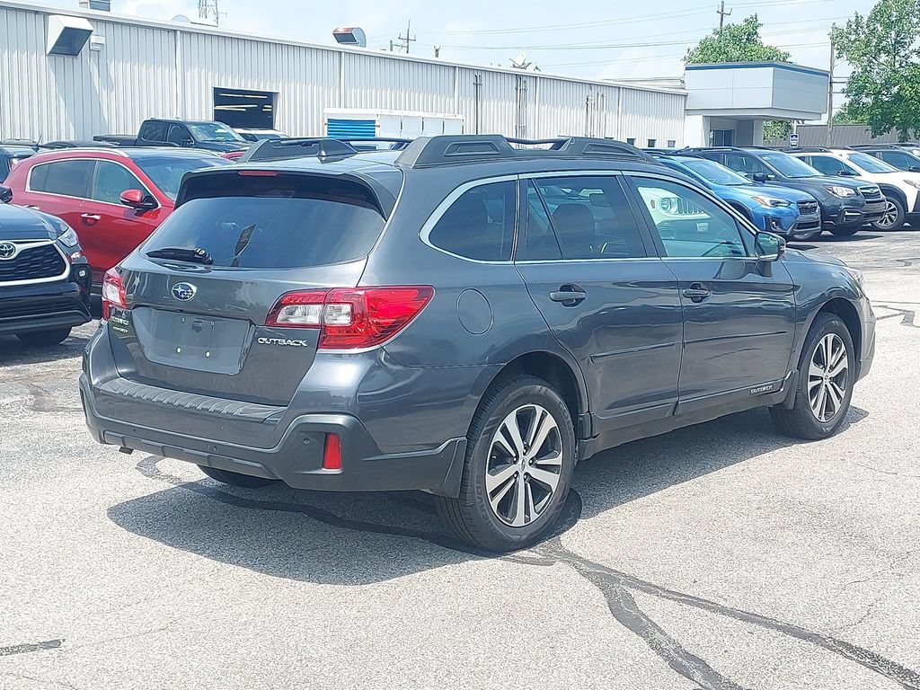 Used 2018 Subaru Outback 2.5i Limited AWD/4WD image 7