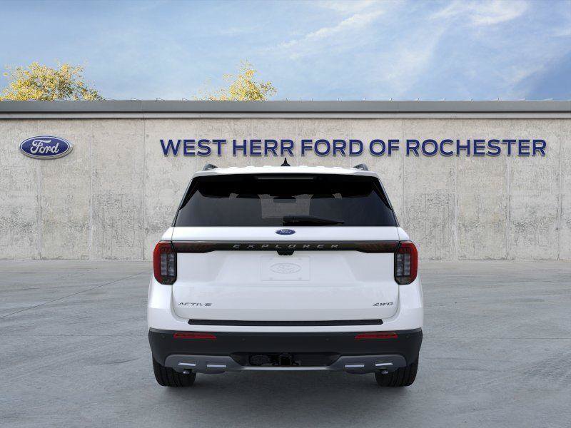 Used 2026 Ford Explorer Active w/ Active Comfort Package AWD/4WD image 6