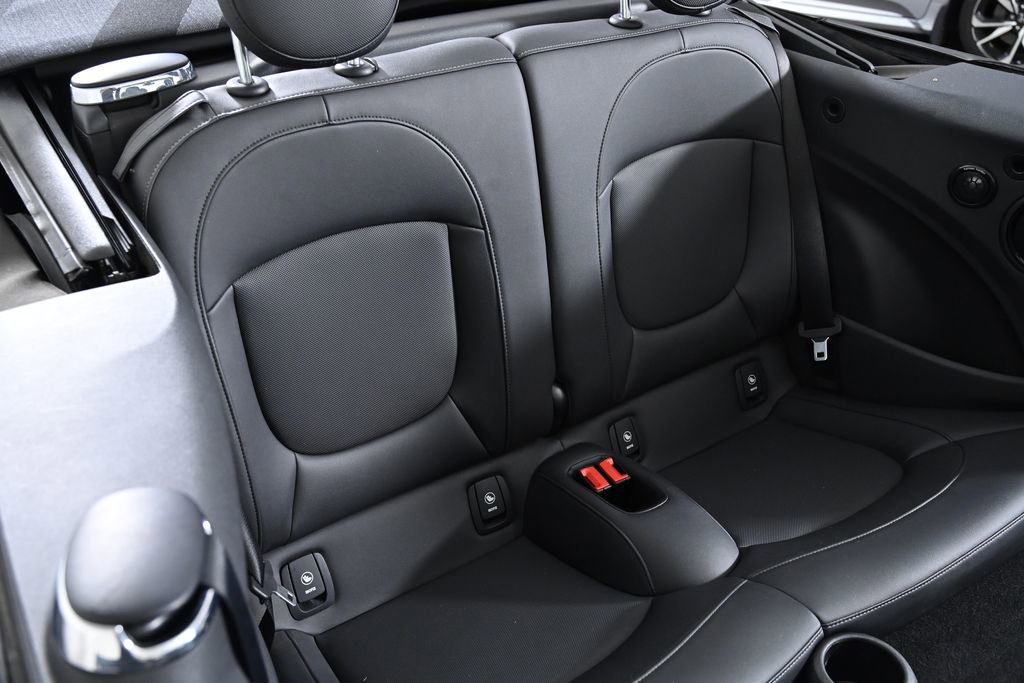 Certified 2023 MINI Cooper S FWD image 28