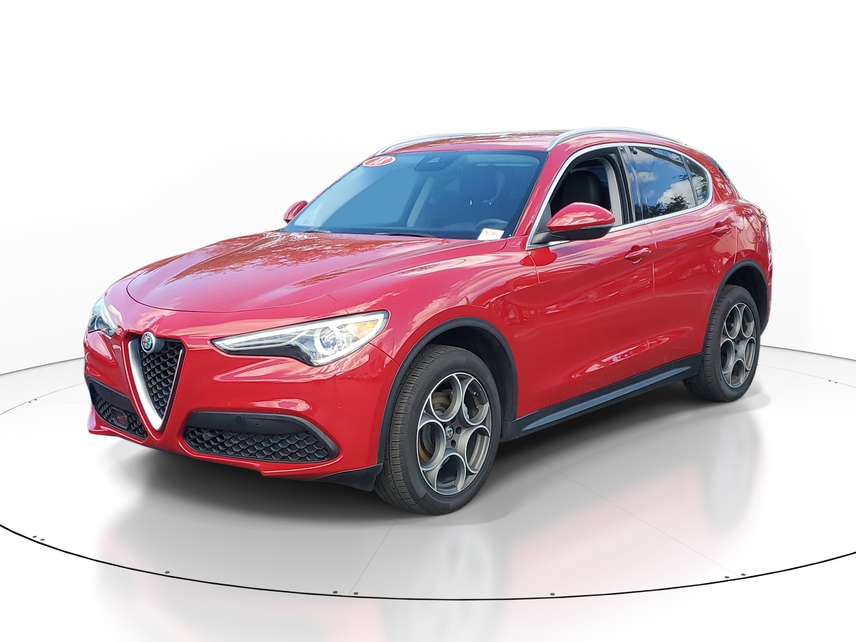 Used 2018 Alfa Romeo Stelvio AWD image 3