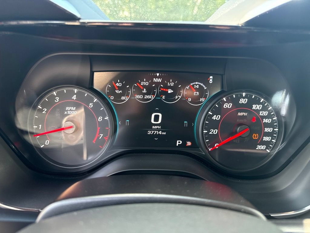 Used 2018 Chevrolet Camaro SS RWD image 6