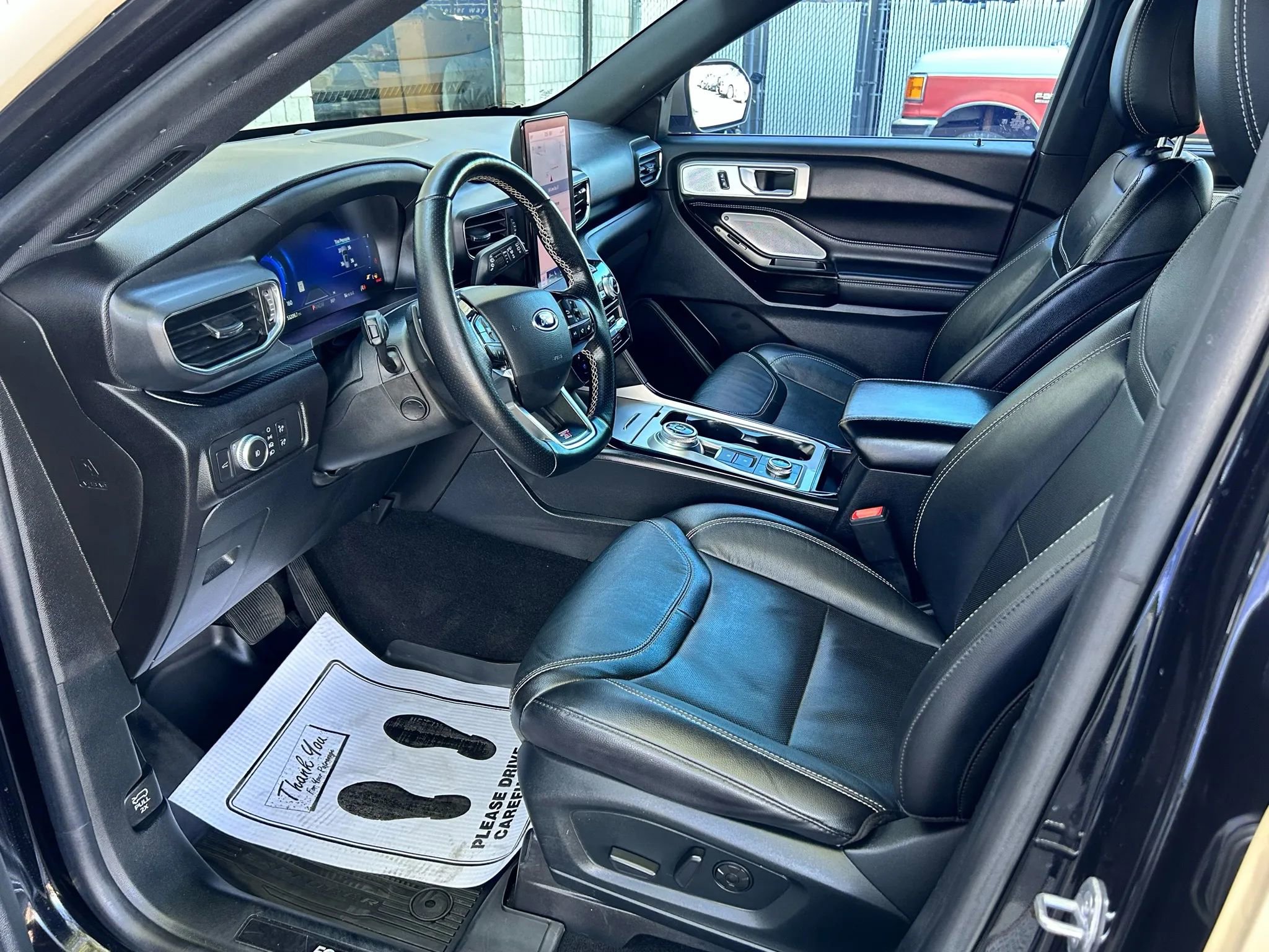 Used 2022 Ford Explorer ST w/ Equipment Group 401A image 10