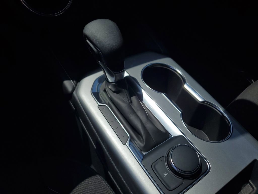 Used 2025 Chevrolet Blazer LT FWD image 25