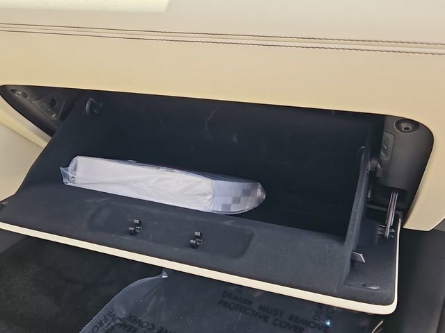 Used 2026 Genesis GV70 2.5T Select image 21