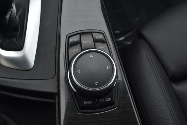 Used 2017 BMW 330i xDrive Sedan image 32