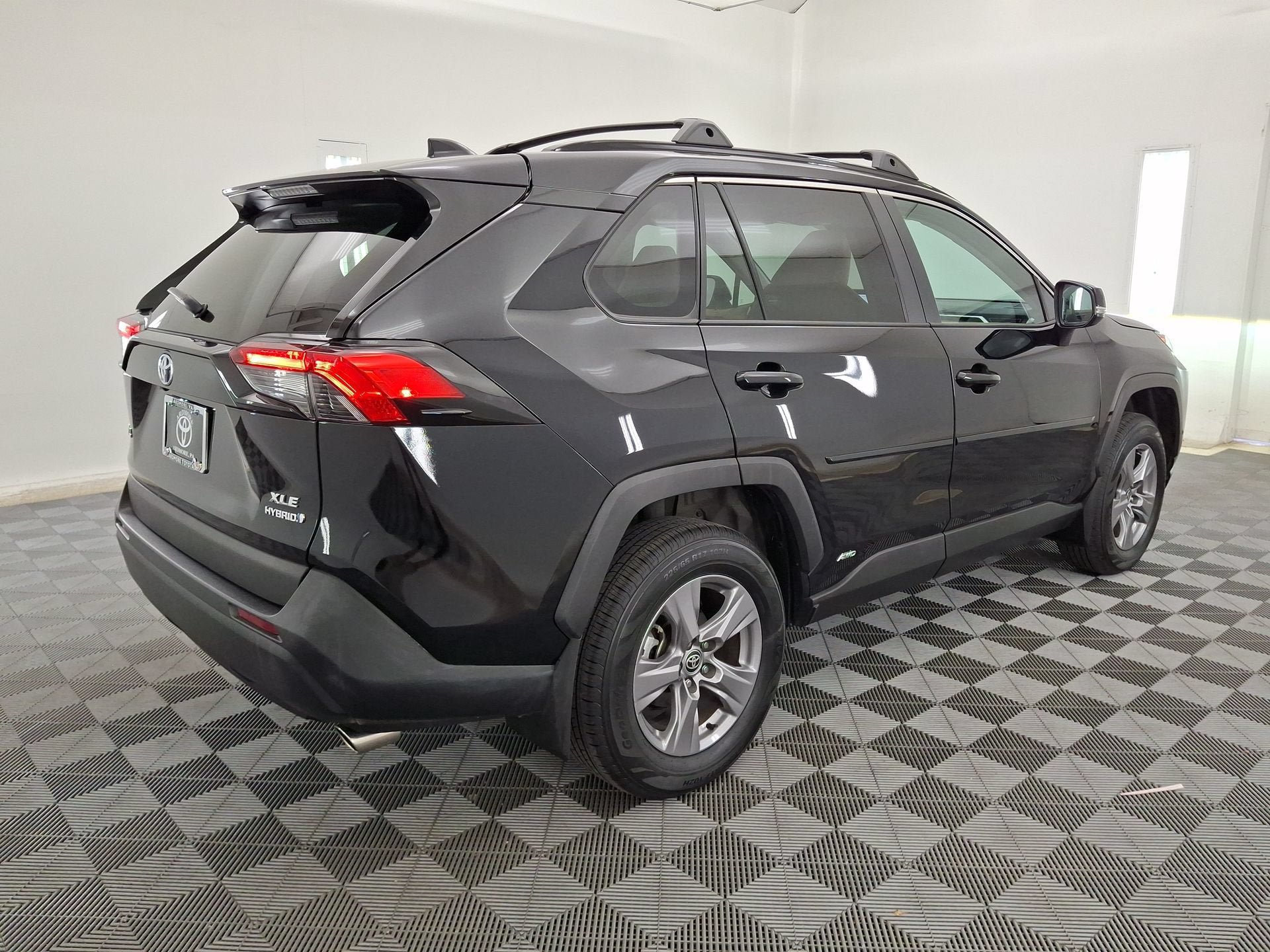 Certified 2024 Toyota RAV4 XLE w/ Convenience Package AWD/4WD image 25