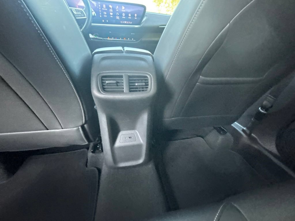 Used 2024 Buick Envision Preferred AWD/4WD image 18