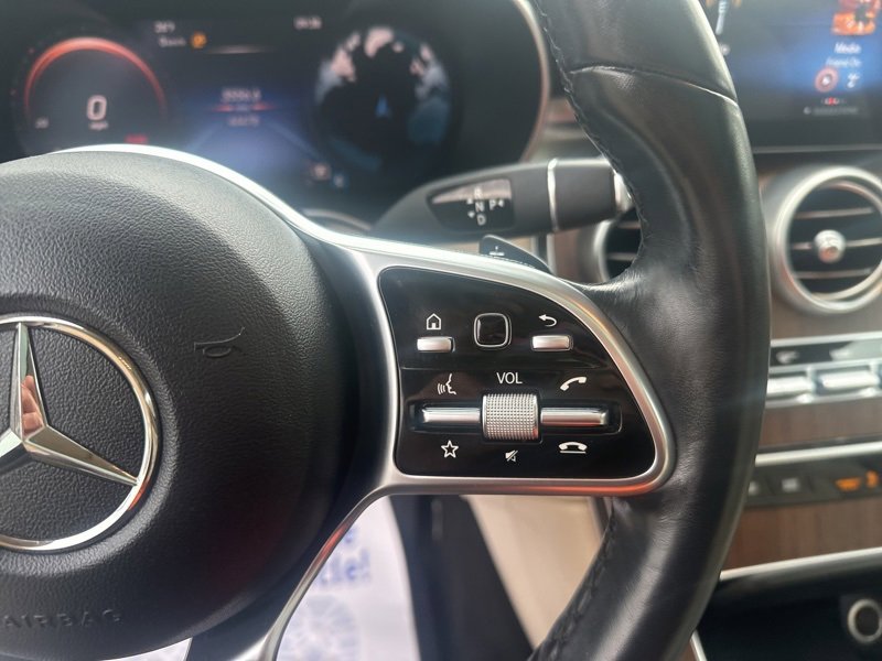 Used 2021 Mercedes-Benz GLC 300 4MATIC image 29