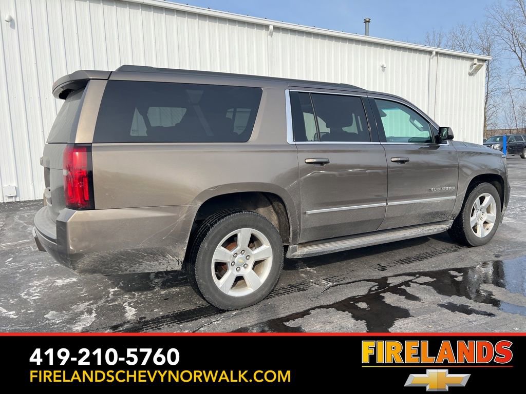 Used 2016 Chevrolet Suburban LT image 14