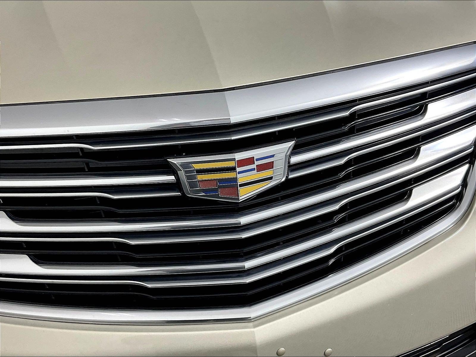 Used 2017 Cadillac XT5 FWD image 32