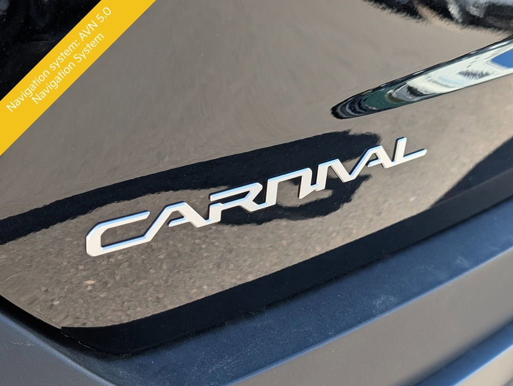 Certified 2025 Kia Carnival SX image 14