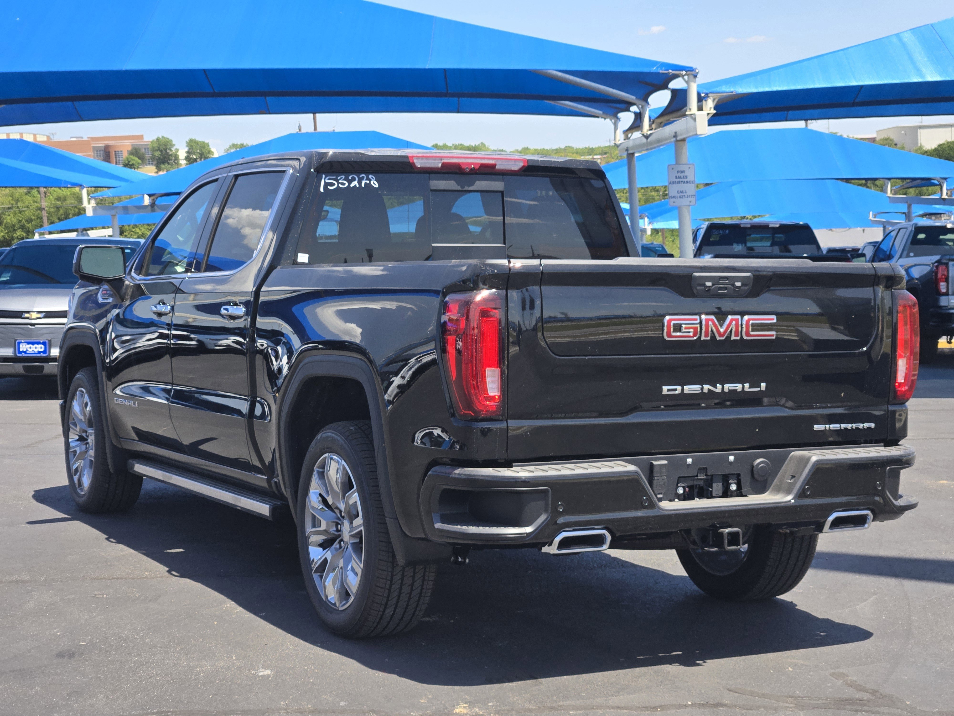 New 2025 GMC Sierra 1500 Denali w/ Denali Reserve Package image 4
