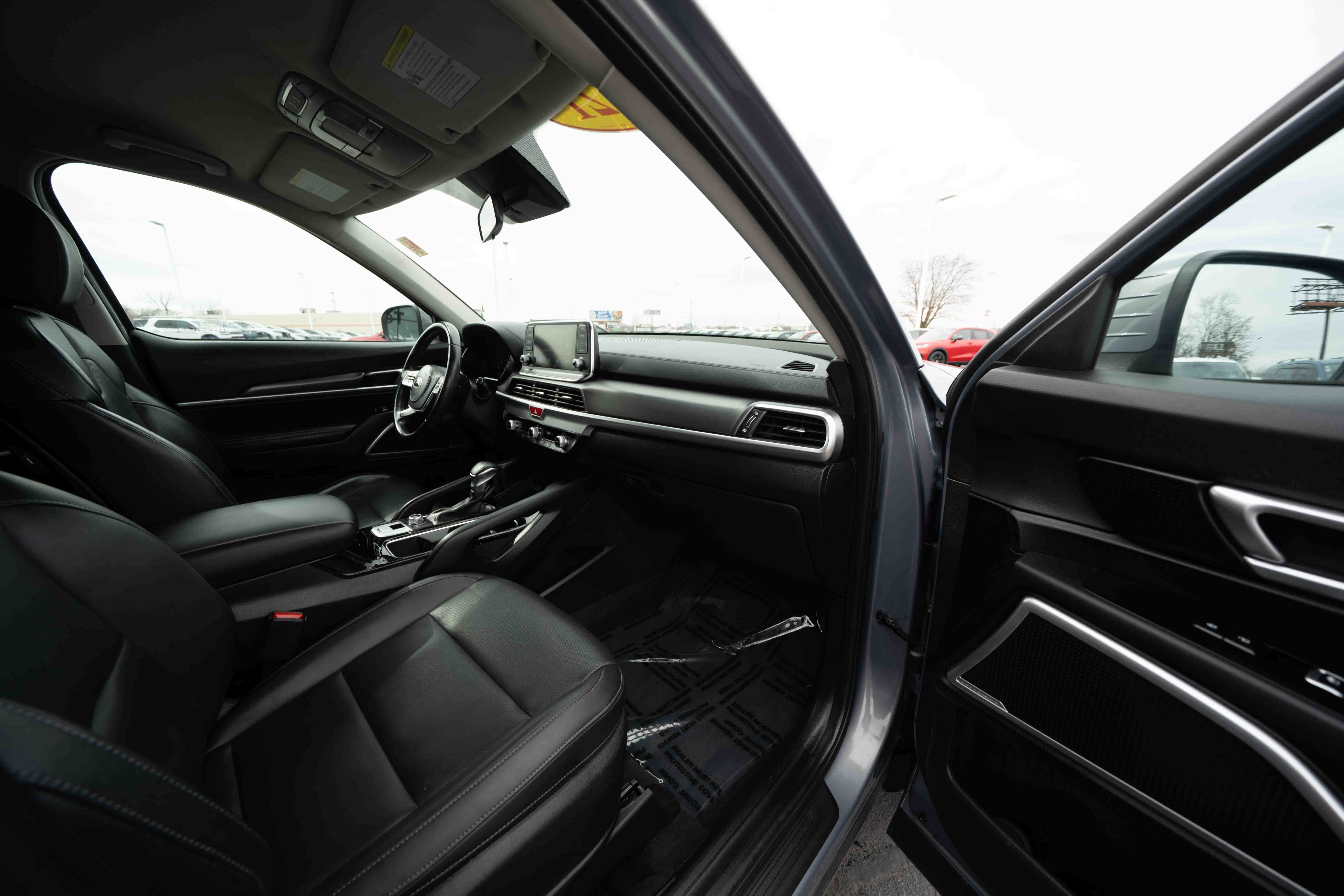 Used 2021 Kia Telluride LX image 26