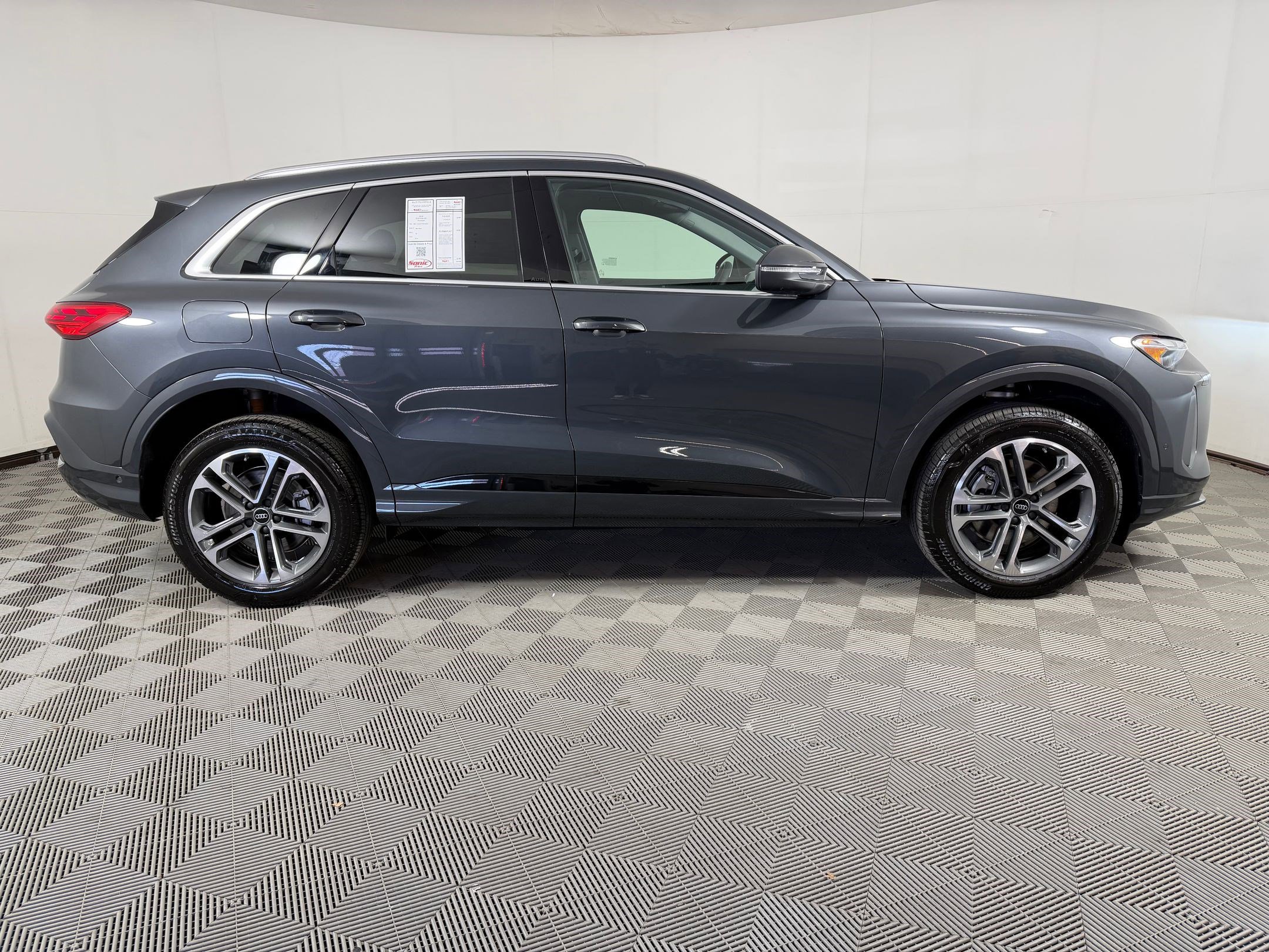 New 2026 Audi Q5 Premium AWD/4WD image 8