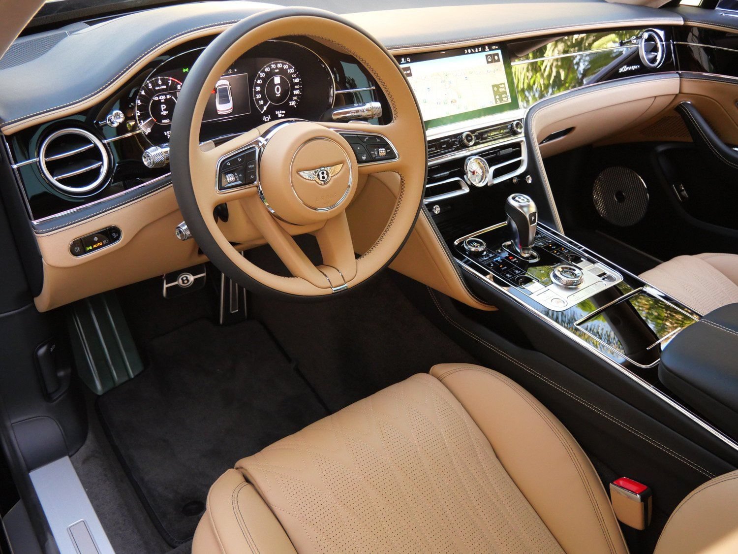 Used 2026 Bentley Flying Spur Azure AWD/4WD image 2