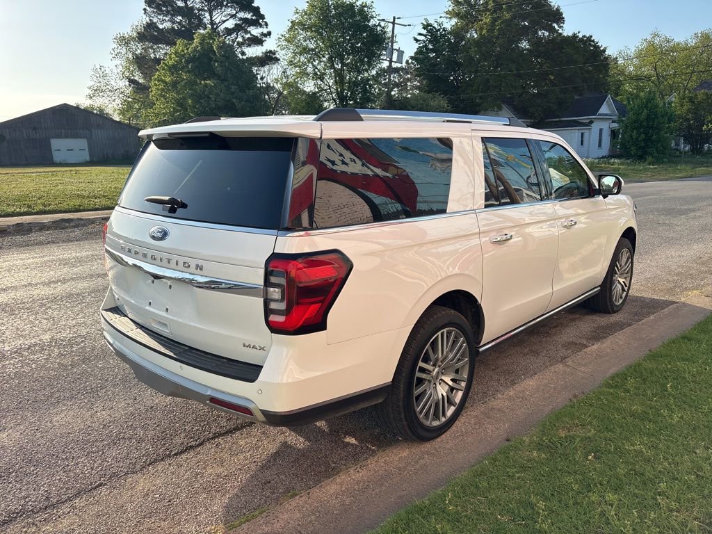 Used 2023 Ford Expedition Max Limited image 6