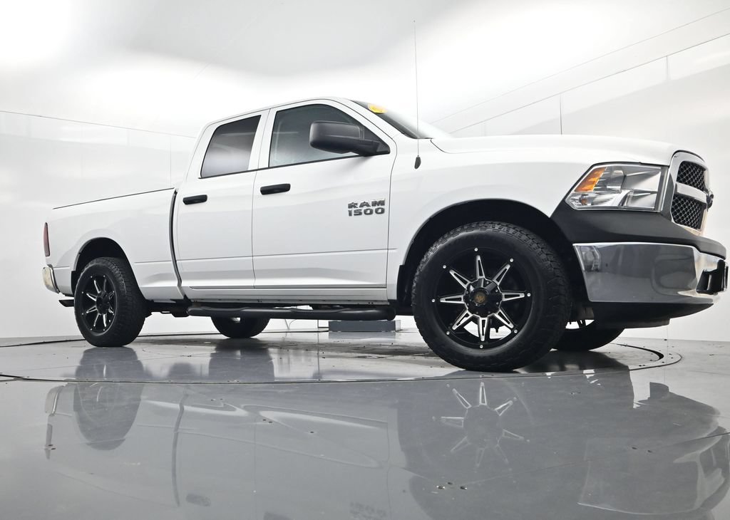 Used 2018 RAM 1500 ST w/ SXT Appearance Group AWD/4WD image 31