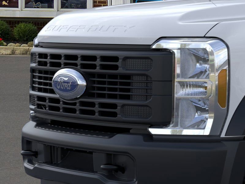New 2025 Ford F600 4x4 Regular Cab Super Duty image 17