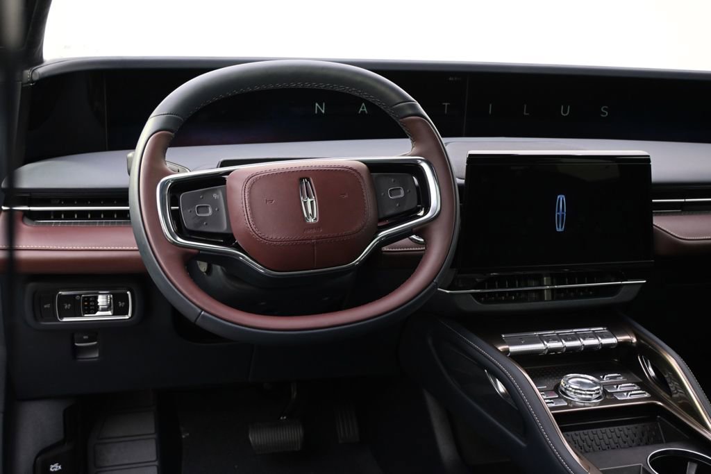 New 2026 Lincoln Nautilus Black Label image 12