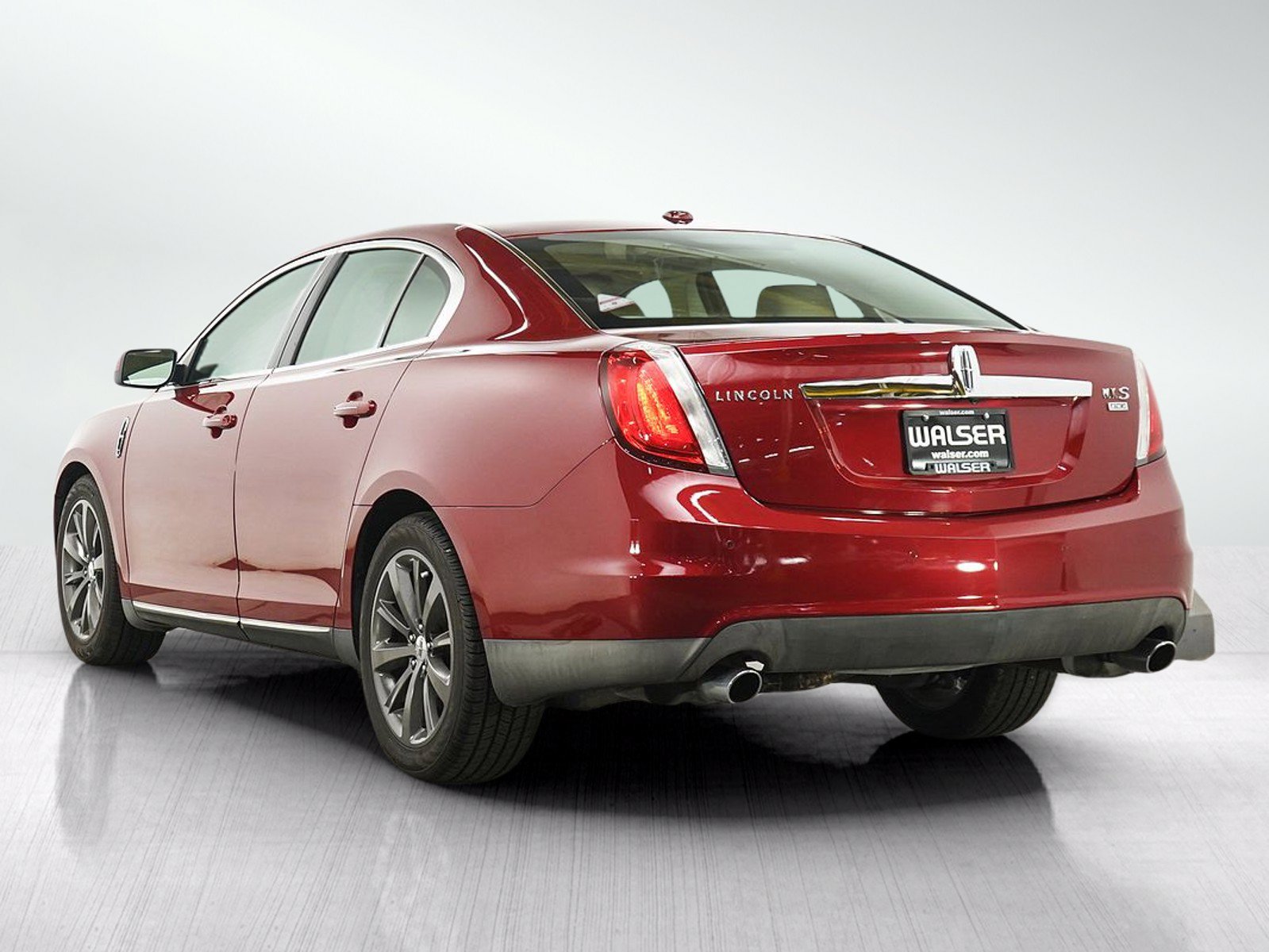 Used 2009 Lincoln MKS AWD image 3